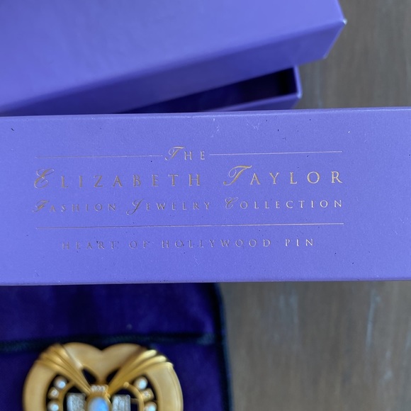 Vintage Avon Elizabeth Taylor Broach Heart of Hollywood - Picture 7 of 8